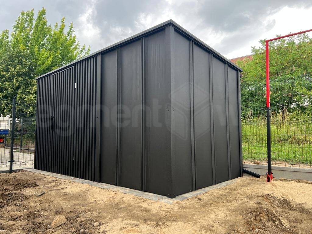 Domek czarny RAL 9005 – tył